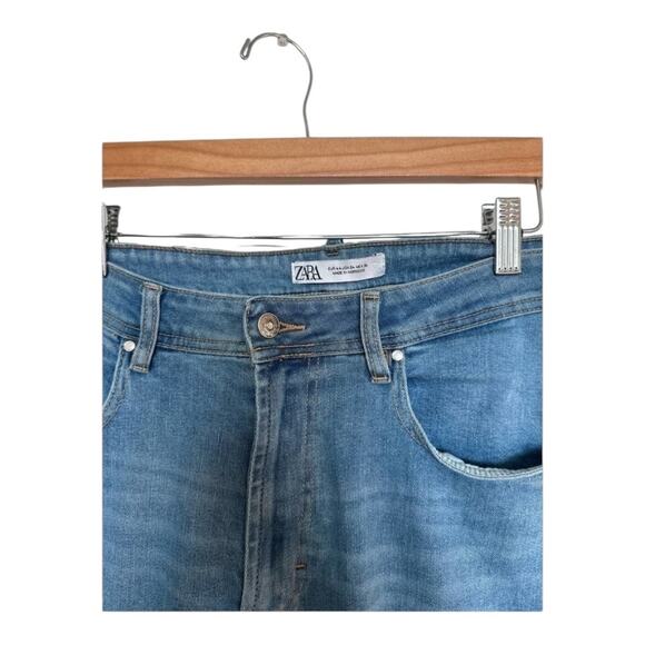 ZARA Denim Mens 34 straight fit five-pocket design medium-blue washed jeans - Picture 3 of 11